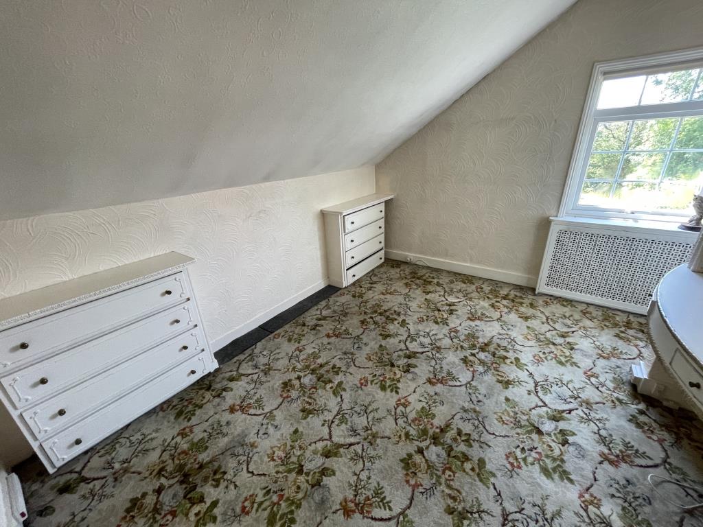 Lot: 84 - DETACHED BUNGALOW & GARAGE WITH POTENTIAL - inside image of bedroom from landing